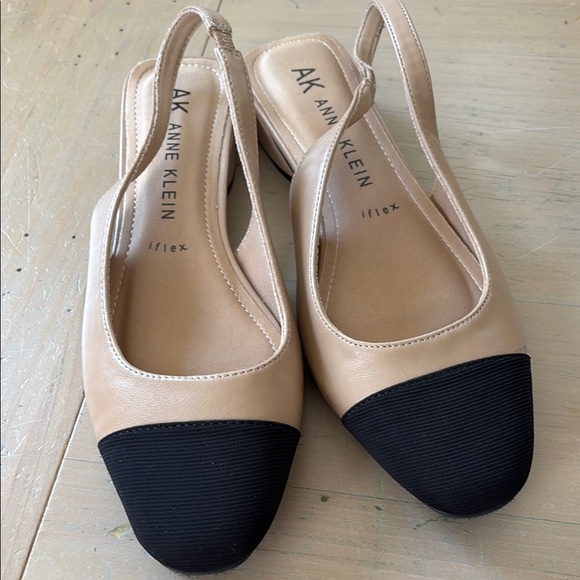 Anne Klein Beige and Black Slingback Flats - Picture 1 of 8